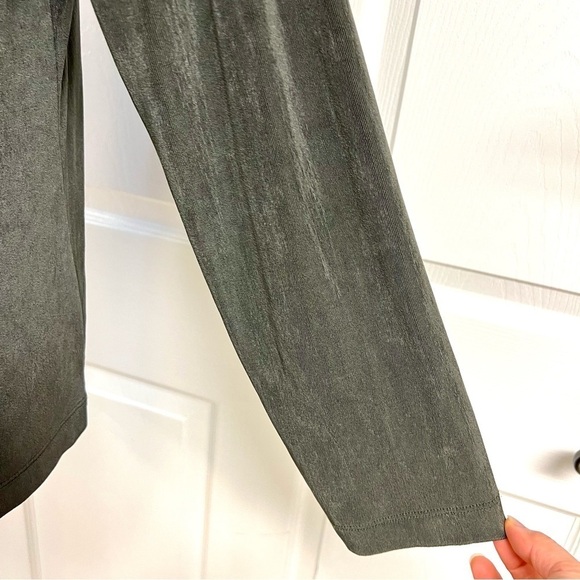 Travelers by Chico's Women's Large Stretch ruffles cardigans soft jersey Olive - Picture 5 of 8